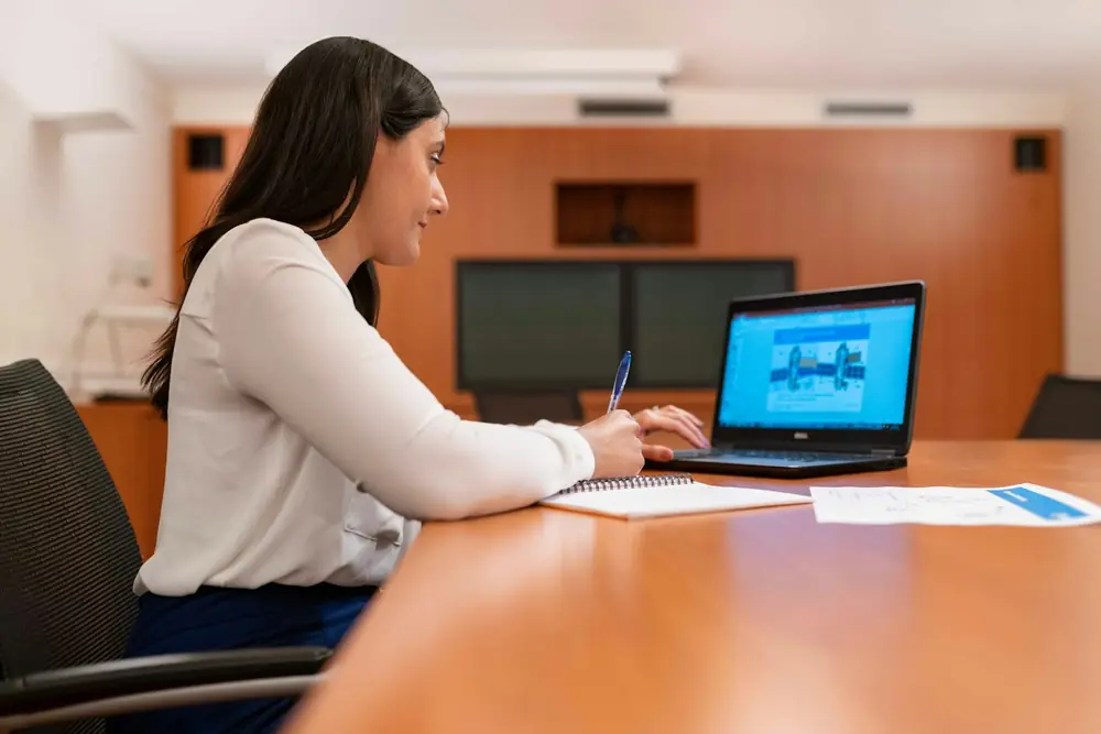 Role Paid Offshore paid media specialist at work