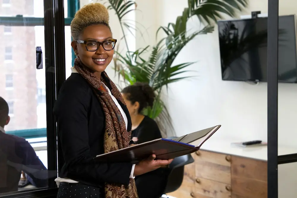 Role Paralegal Offshore paralegal at work